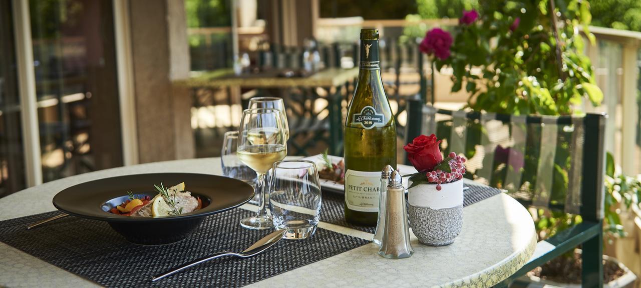 פוזוז' Logis Hotel De La Bruyere מראה חיצוני תמונה
